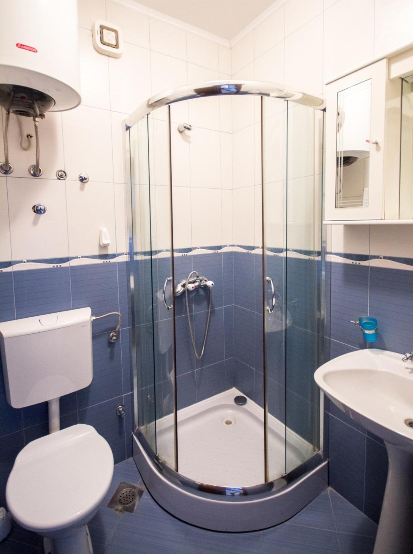 Apartmani Mina Херцег Нови Екстериор снимка