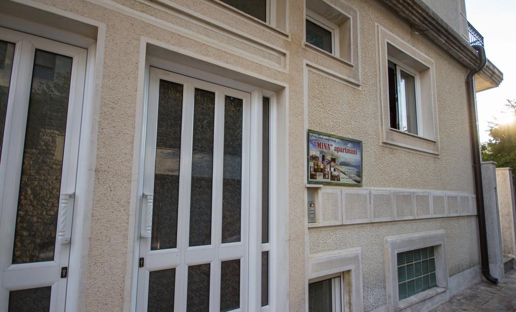 Apartmani Mina Херцег Нови Екстериор снимка