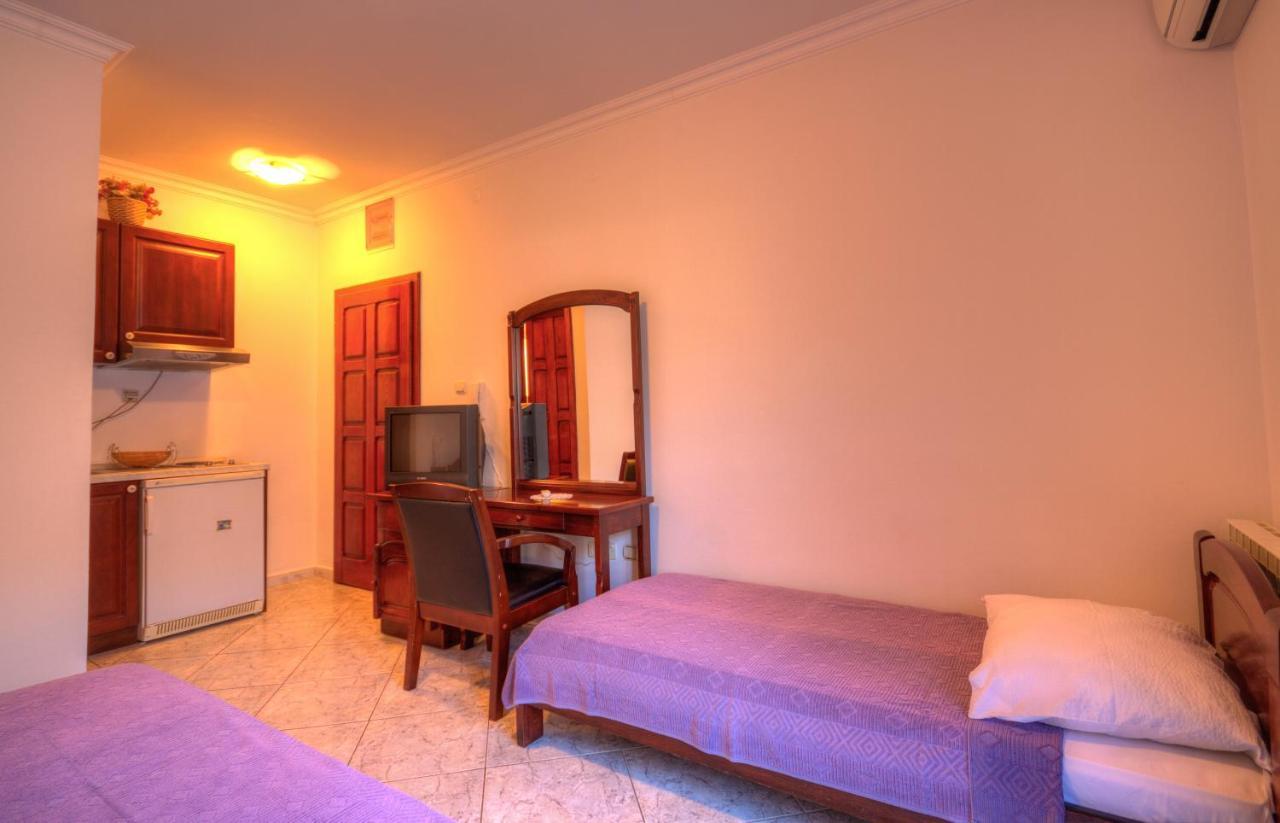 Apartmani Mina Херцег Нови Екстериор снимка